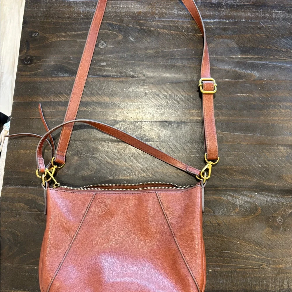 Fossil Tan Leather Crossbody Bag - Picture 10 of 10